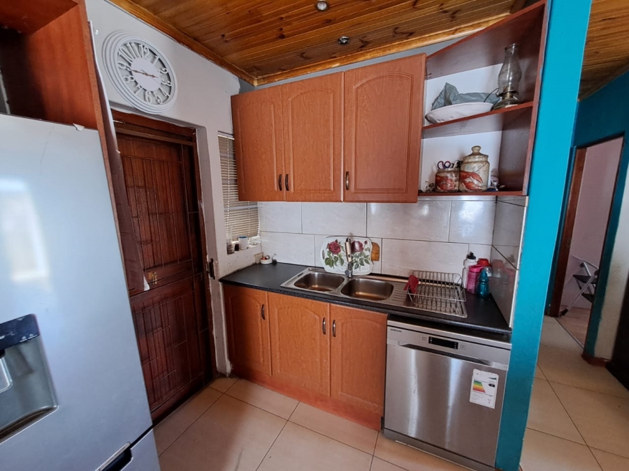 4 Bedroom Property for Sale in Silwood Heights Western Cape